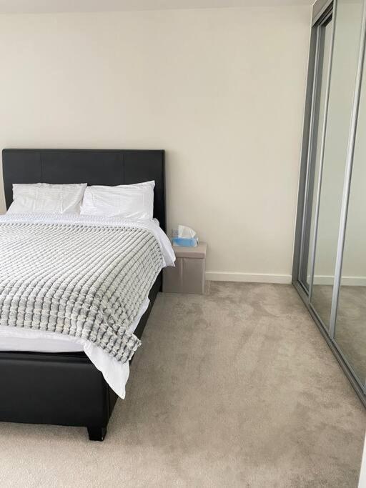 4-Room Detached Furnished Home With Parking Leicester Extérieur photo